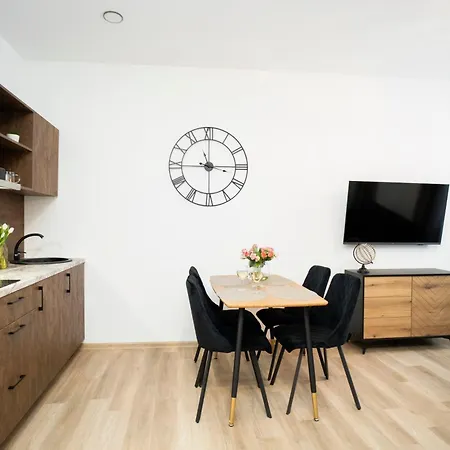 Station No2 Apartment *